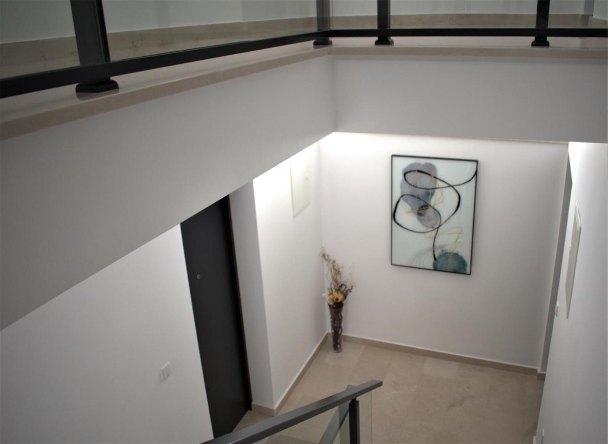 Apartments Rena シベニク エクステリア 写真